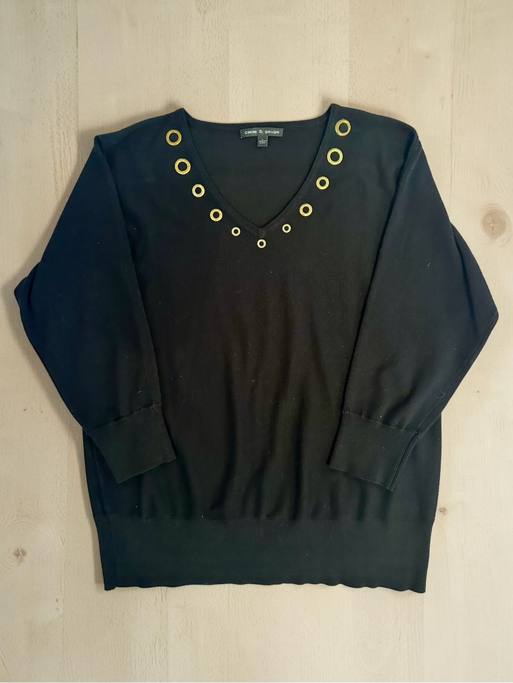 Cable & Gauge Black V-Neck Sweater with Gold Grommets Size L